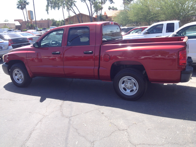 2007 Dodge Dakota 4dr LX 4WD Auto