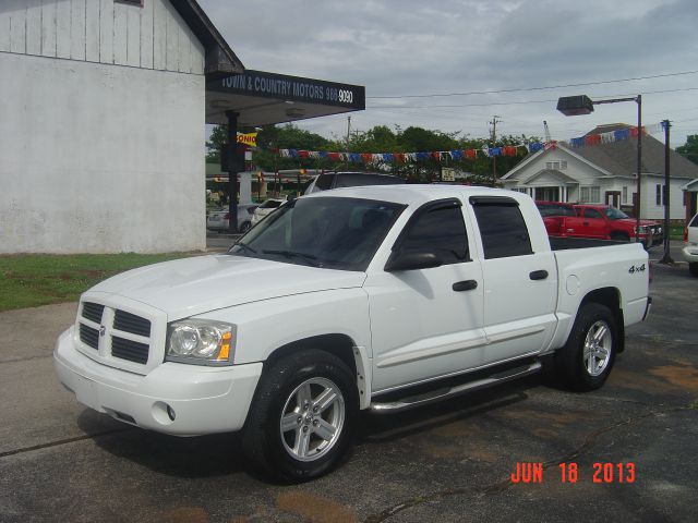 2007 Dodge Dakota Collection Rogue