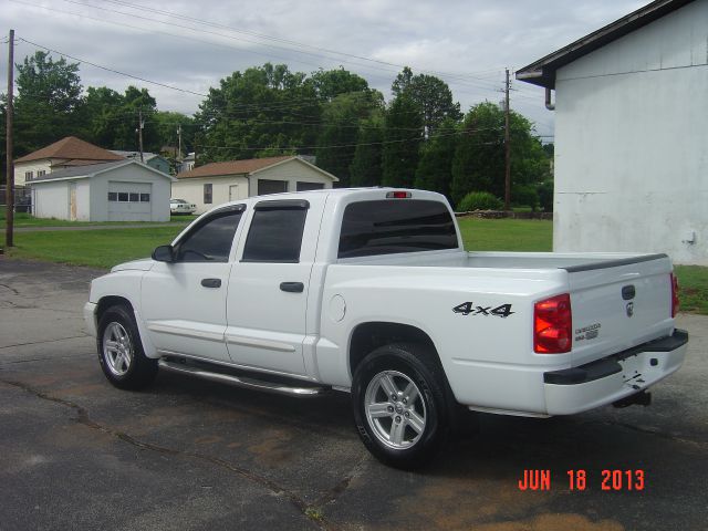 2007 Dodge Dakota Collection Rogue