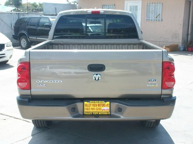 2007 Dodge Dakota LS ES