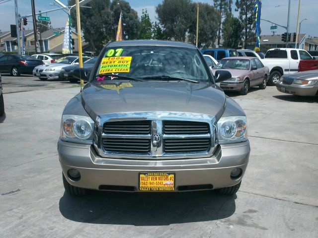 2007 Dodge Dakota LS ES