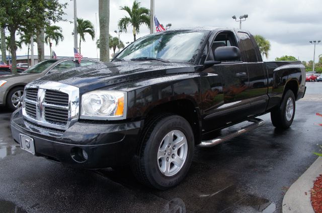 2007 Dodge Dakota SLT 4-door 4WD