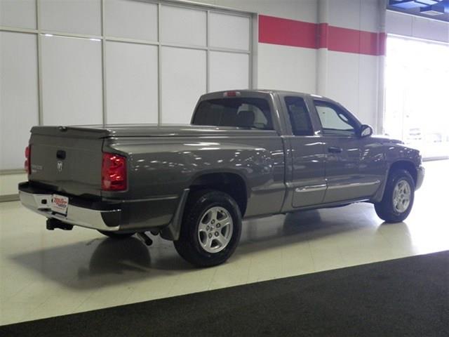 2007 Dodge Dakota Touring / Signature Editi