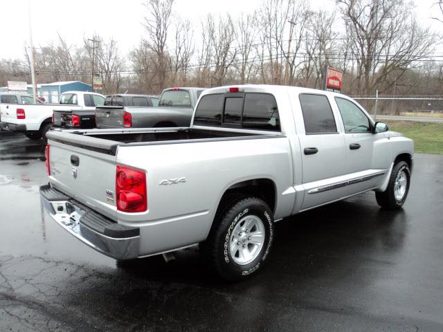 2008 Dodge Dakota SL2