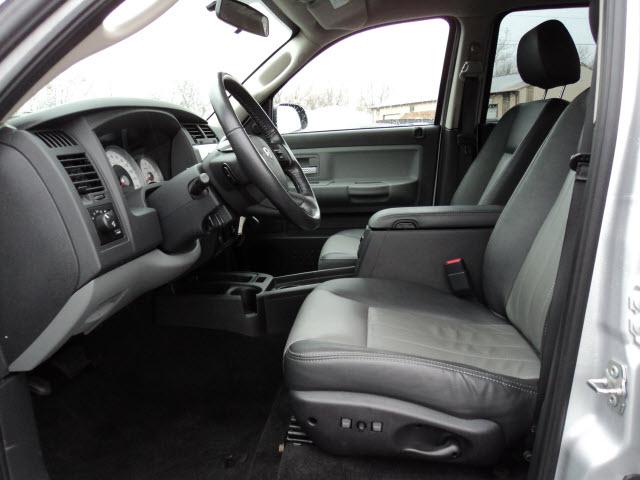 2008 Dodge Dakota SL2