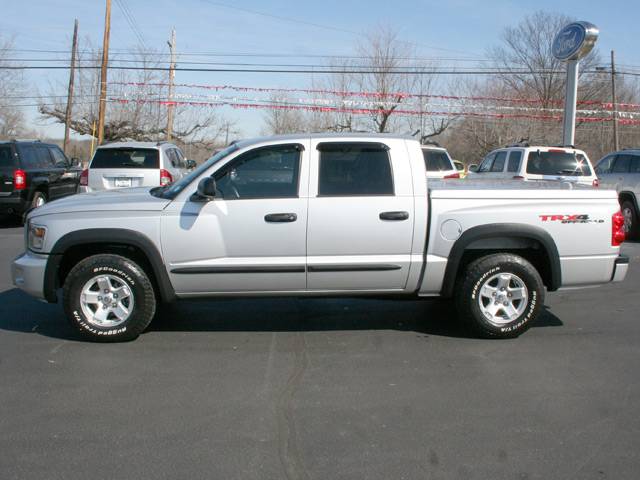 2008 Dodge Dakota GLE Leather Package