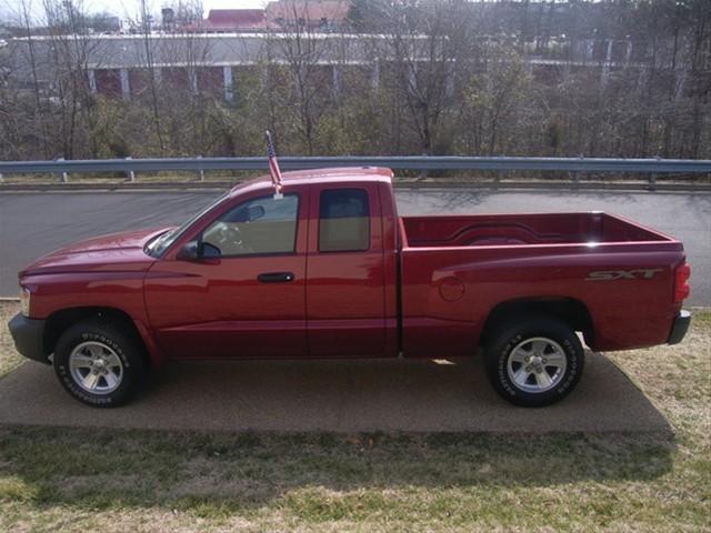 2008 Dodge Dakota ES