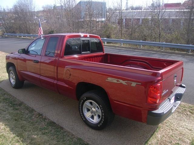 2008 Dodge Dakota ES