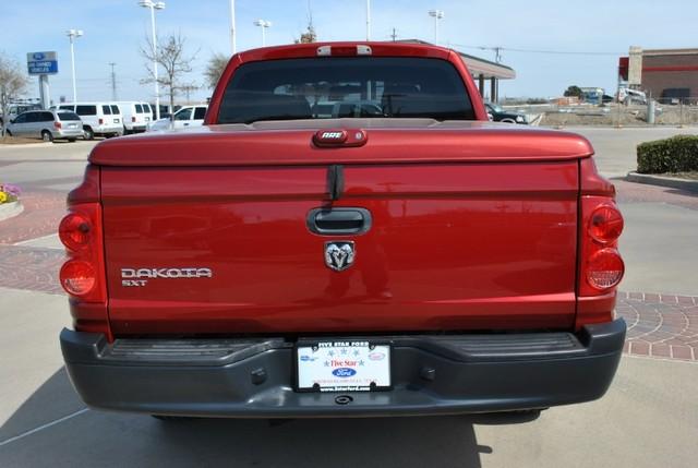 2008 Dodge Dakota S