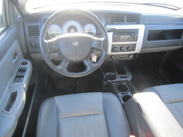 2008 Dodge Dakota SL2