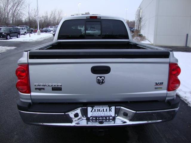 2008 Dodge Dakota Bravada