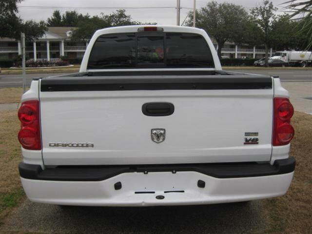 2008 Dodge Dakota SLT