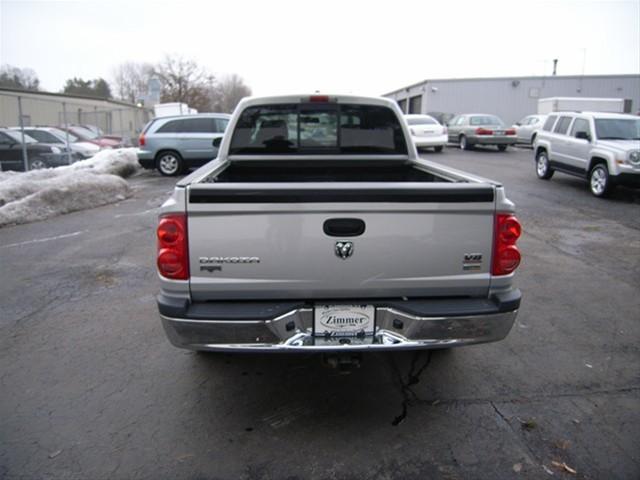 2008 Dodge Dakota SL2