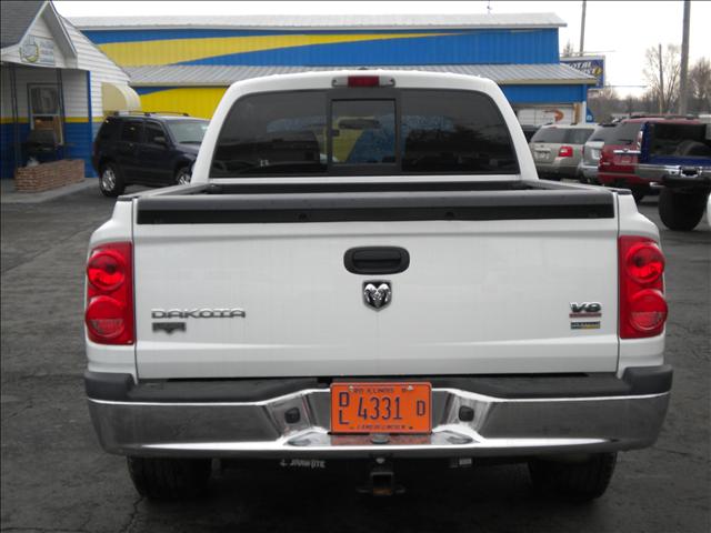 2008 Dodge Dakota SL2