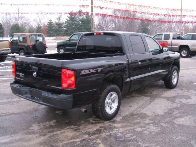 2008 Dodge Dakota S