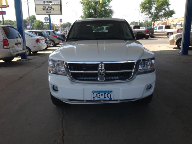 2010 Dodge Dakota Eddie Bauer 4X4 (marshalltown)