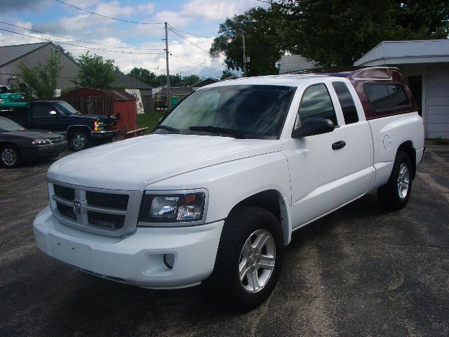 2010 Dodge Dakota 4 DR LXT 4WD