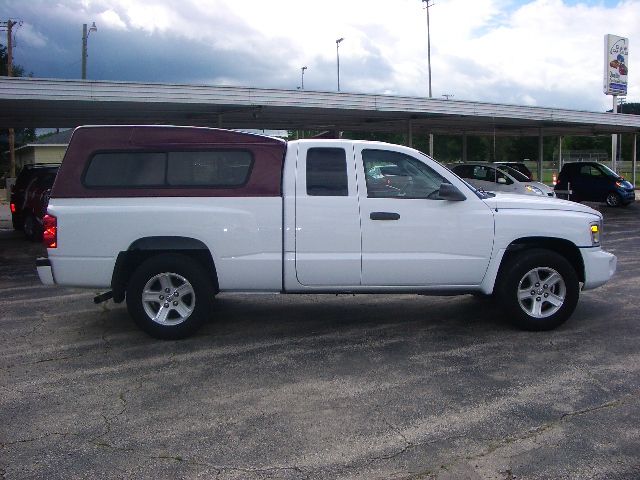 2010 Dodge Dakota 4 DR LXT 4WD