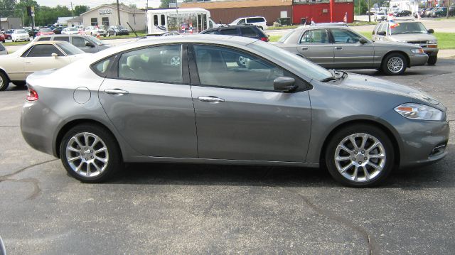 2013 Dodge Dart SLT 25