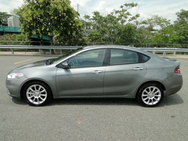 2013 Dodge Dart SLT 25