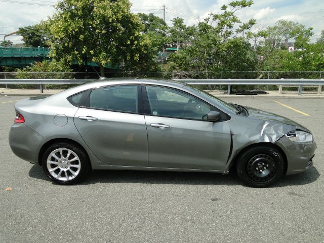 2013 Dodge Dart SLT 25