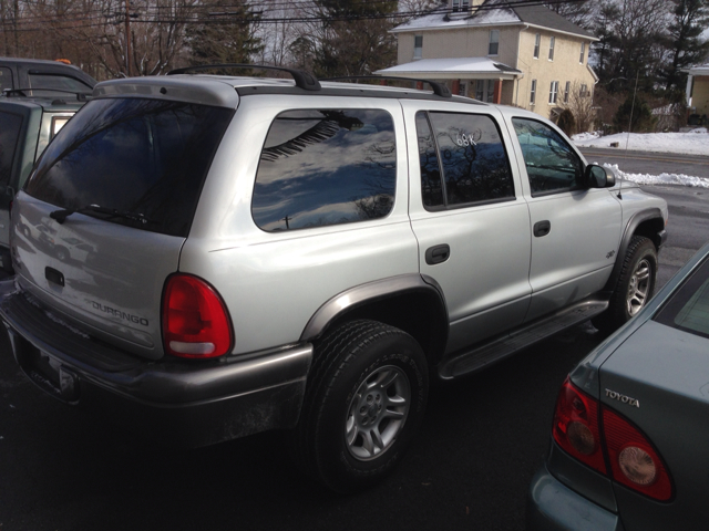 2002 Dodge Durango Wolfsburg Edition Sedan