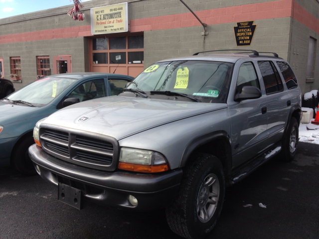 2002 Dodge Durango Wolfsburg Edition Sedan