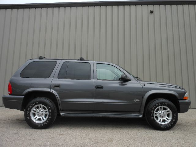 2002 Dodge Durango Wolfsburg Edition Sedan