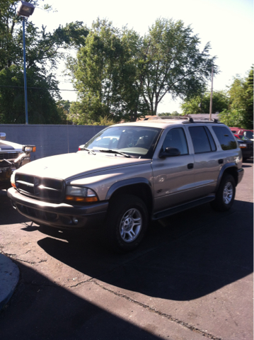 2002 Dodge Durango Wolfsburg Edition Sedan