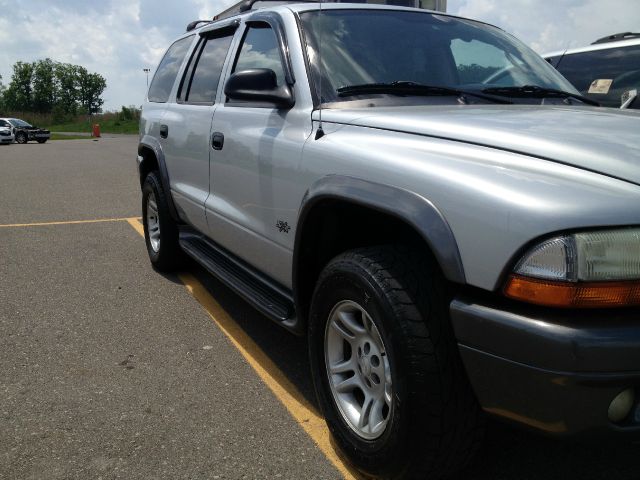 2002 Dodge Durango Wolfsburg Edition Sedan