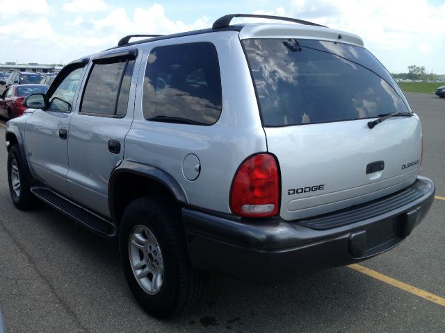 2002 Dodge Durango Wolfsburg Edition Sedan