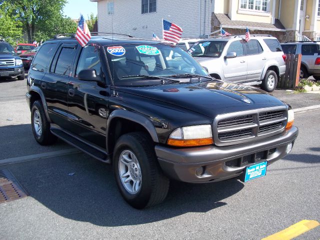 2002 Dodge Durango Wolfsburg Edition Sedan