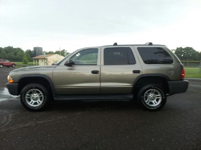 2003 Dodge Durango Wolfsburg Edition Sedan