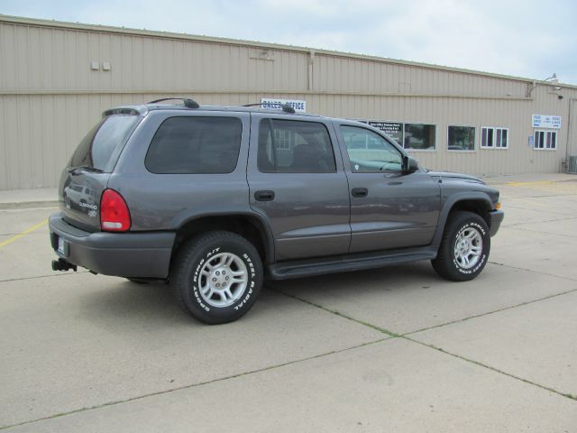 2003 Dodge Durango Wolfsburg Edition Sedan