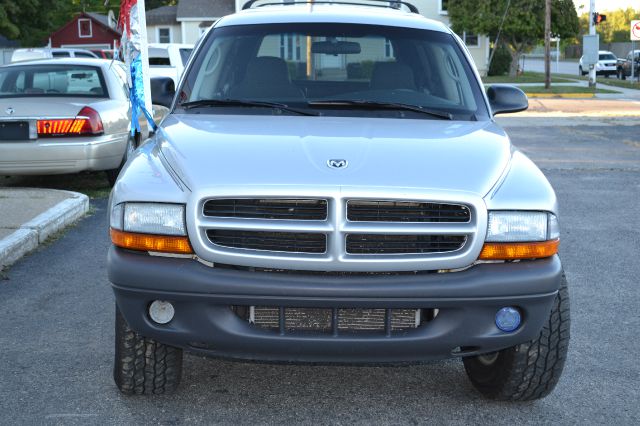 2003 Dodge Durango Wolfsburg Edition Sedan