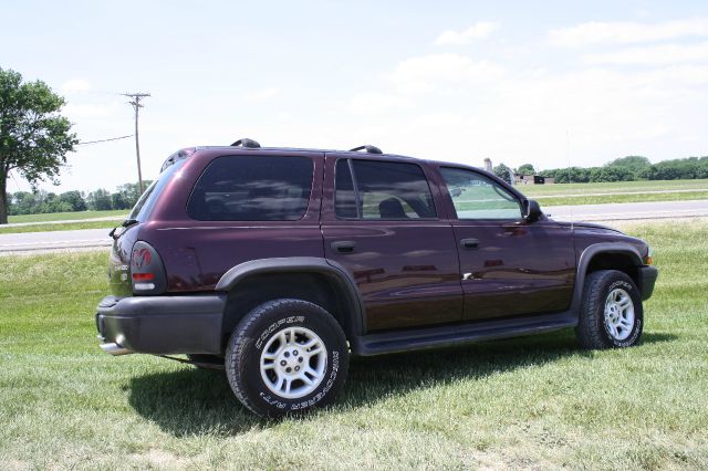 2003 Dodge Durango Wolfsburg Edition Sedan