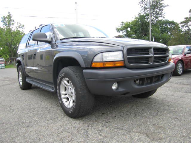 2003 Dodge Durango Wolfsburg Edition Sedan