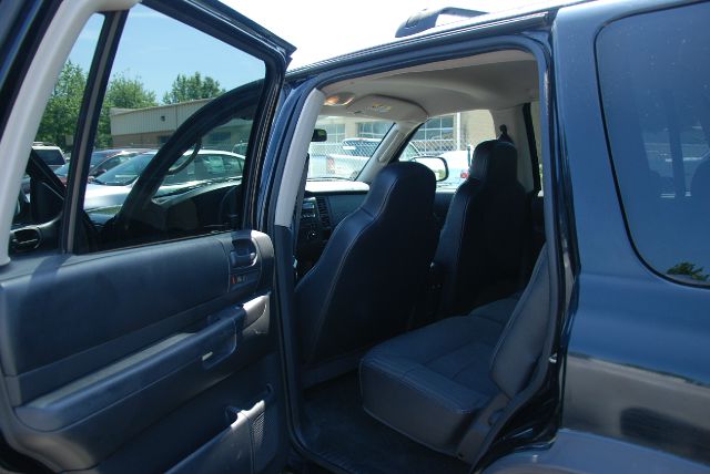 2003 Dodge Durango Wolfsburg Edition Sedan