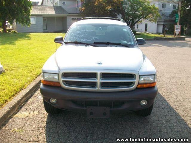 2003 Dodge Durango Wolfsburg Edition Sedan