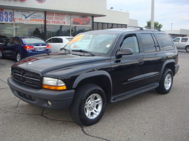 2003 Dodge Durango Wolfsburg Edition Sedan