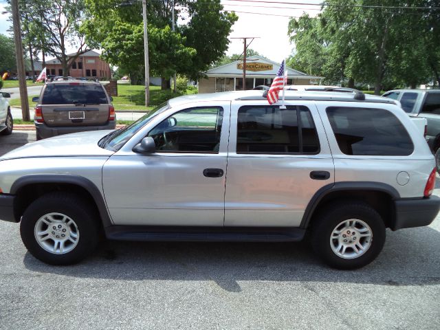 2003 Dodge Durango Wolfsburg Edition Sedan