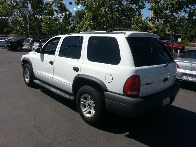 2003 Dodge Durango 4dr Sdn S Auto