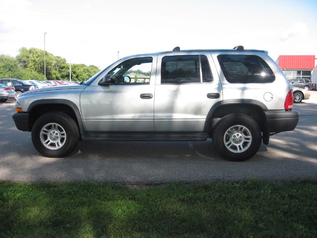 2003 Dodge Durango Wolfsburg Edition Sedan