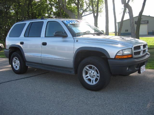 2003 Dodge Durango Wolfsburg Edition Sedan