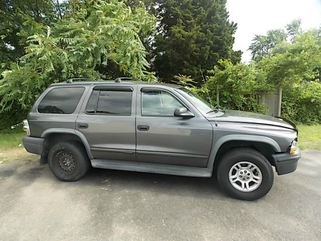 2003 Dodge Durango Wolfsburg Edition Sedan