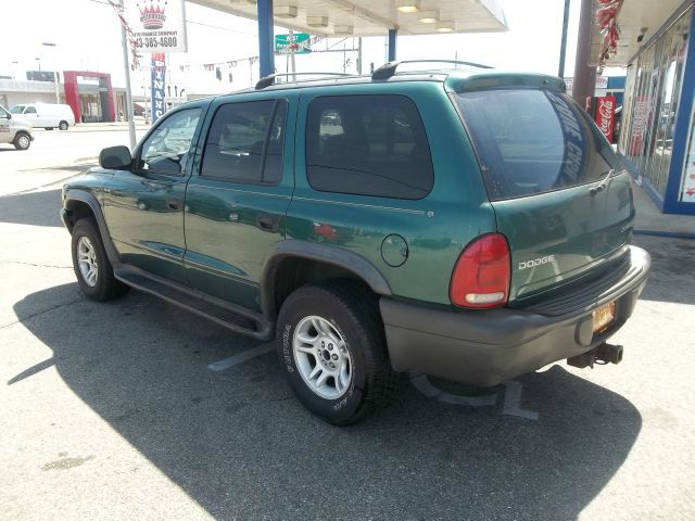 2003 Dodge Durango Wolfsburg Edition Sedan