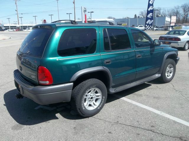 2003 Dodge Durango Wolfsburg Edition Sedan