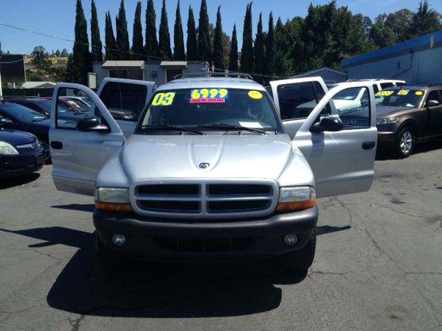 2003 Dodge Durango Wolfsburg Edition Sedan