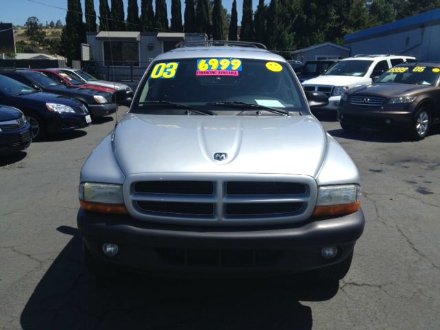 2003 Dodge Durango Wolfsburg Edition Sedan