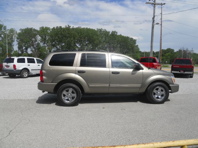 2004 Dodge Durango Super